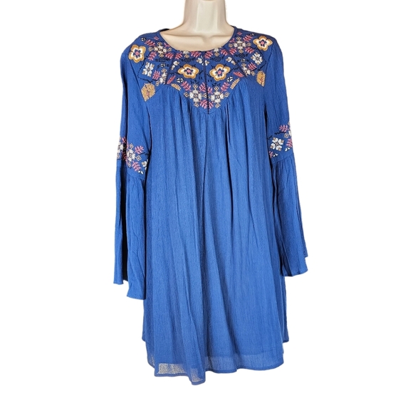 NWT Francesca's Blue Rain Waverly Floral Embroidered Boho Long Sleeve Mini Dress - Picture 2 of 16